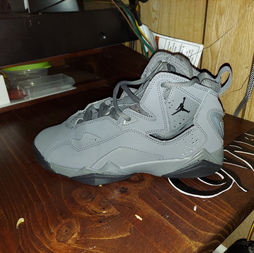 Nike jordans